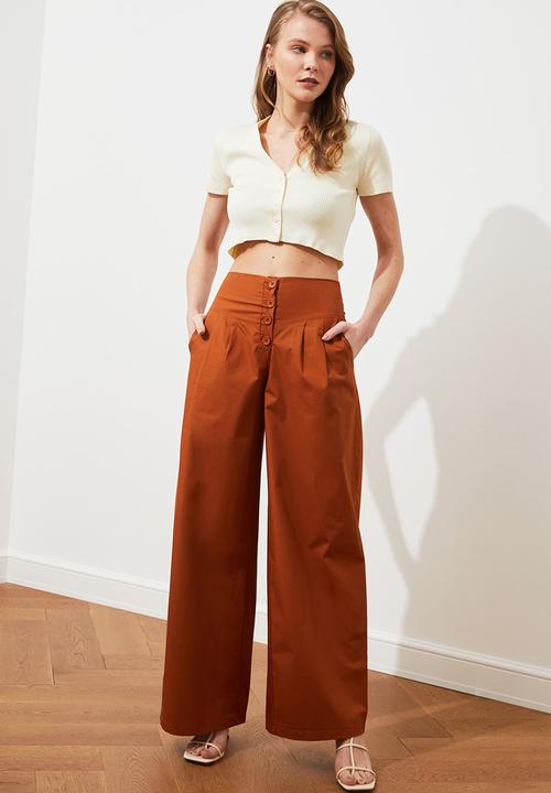 Trendyol - Loose leg front buttoned trousers - camel