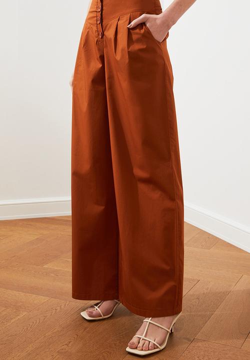 Trendyol - Loose leg front buttoned trousers - camel