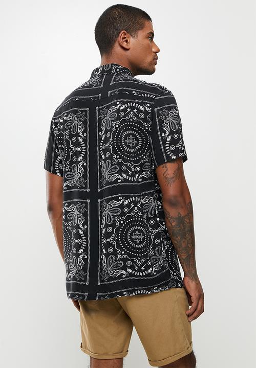 Brave Soul - Fender bandana print shirt - black