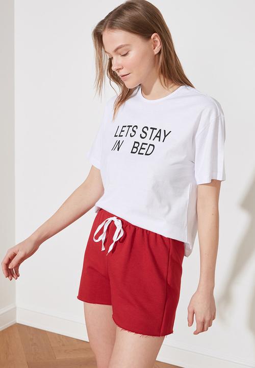 Trendyol - Printed knitted pajamas set - burgundy & white 