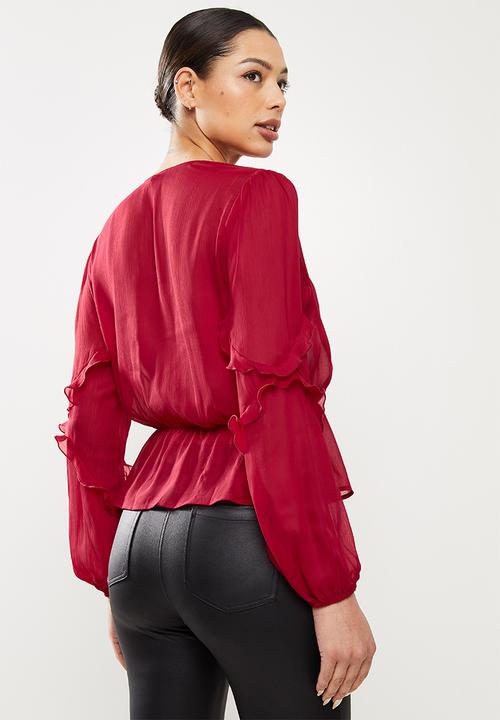 GUESS - Long sleeve azell ruffle sleeve top - red