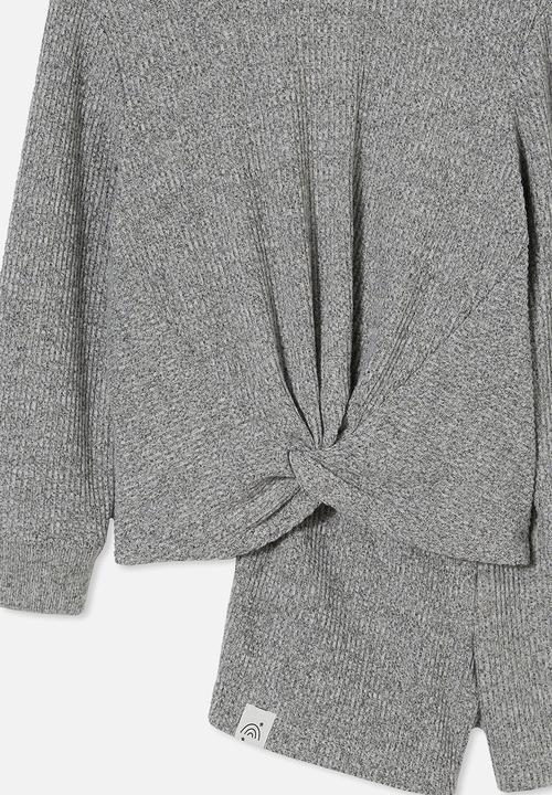 Cotton On - Abbie knotted front long sleeve pyjama set / loungewear - grey