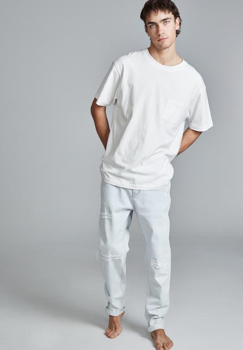 Cotton On - Relaxed tapered jean - light blue
