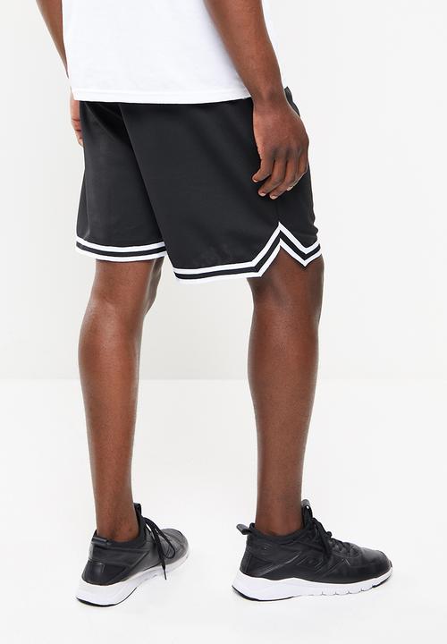 basicthread - Basketball court short - black