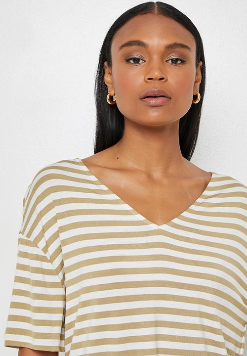 edit - Stripe loose fit vneck tee - beige milk stripe