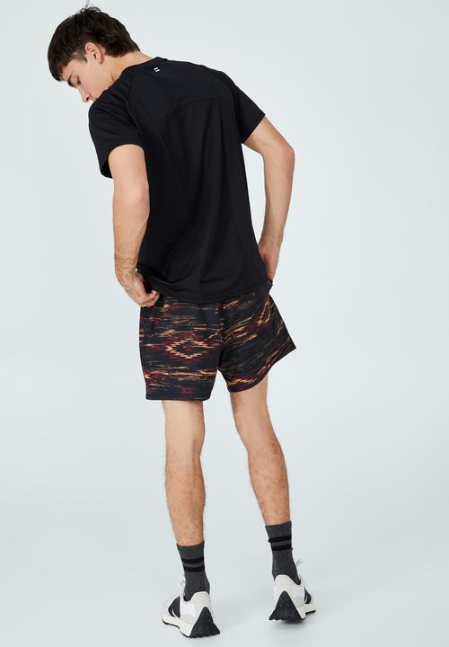 Cotton On - Active tech short - black
