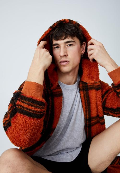 Cotton On - Mens plush gown - orange check