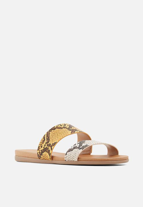 Call It Spring - Drabeth sandal - dark yellow