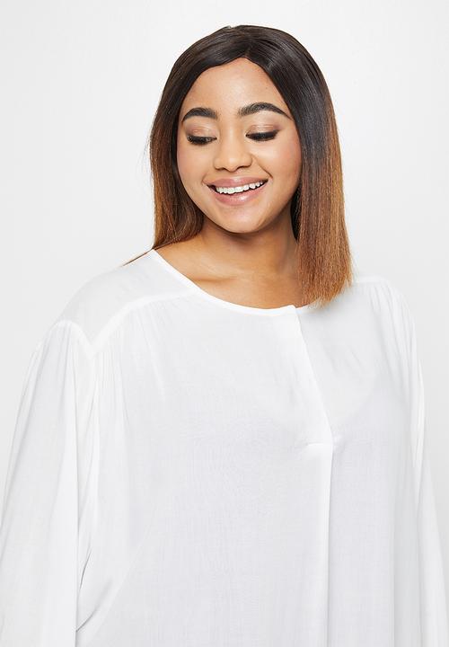 edit Plus - Boxy notch neck shell - milk
