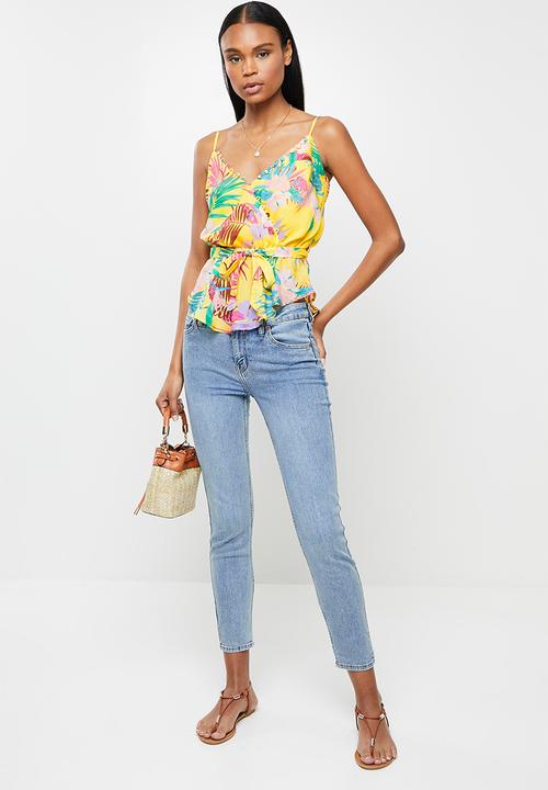GUESS - Short sleeve kimora wrap cami top - multi 
