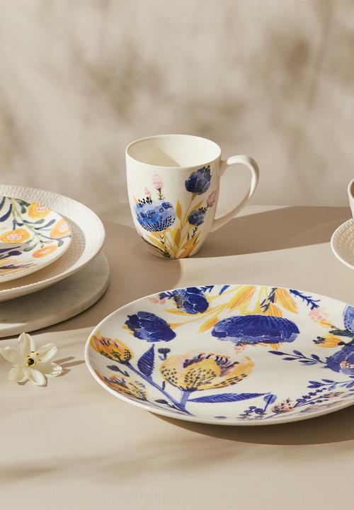 Maxwell & Williams - Fiorella 16 piece dinner set - floral