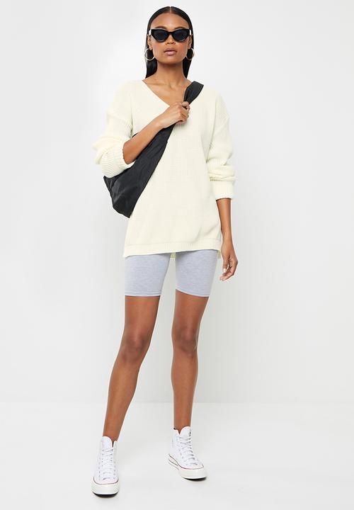 Glamorous - V-neck knitted jumper - ecru