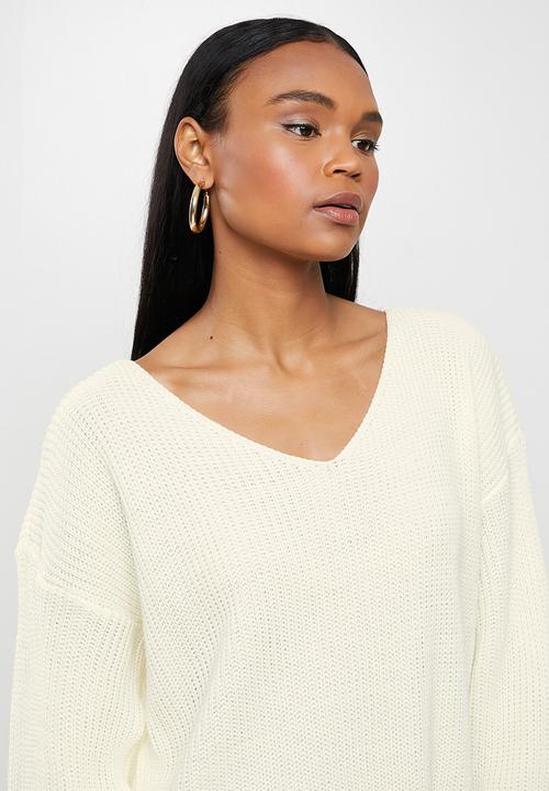 Glamorous - V-neck knitted jumper - ecru