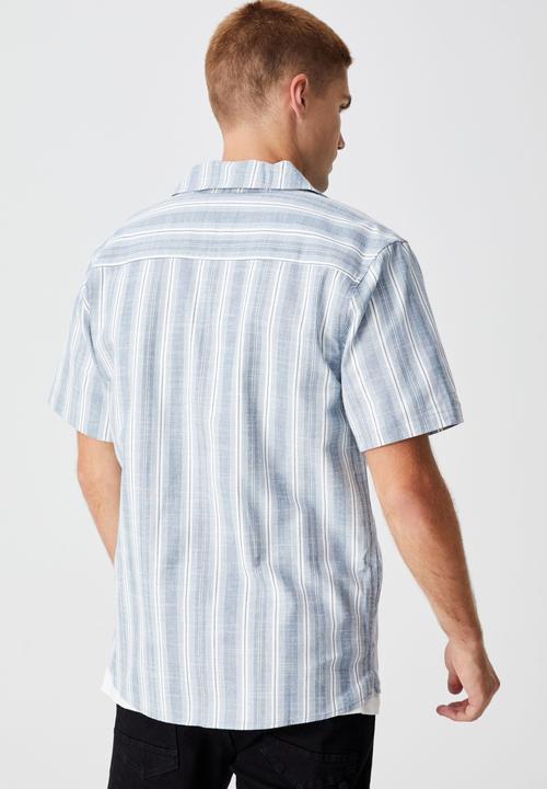 Cotton On - Textured short sleeve shirt - blue