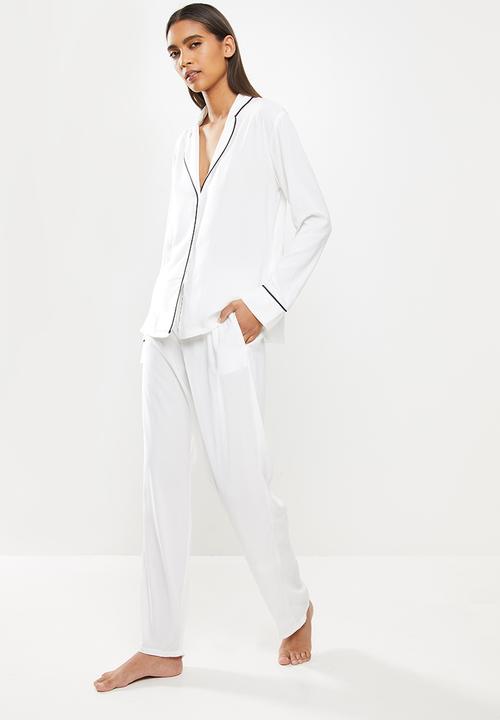 Superbalist - Sleep shirt & pants set - white