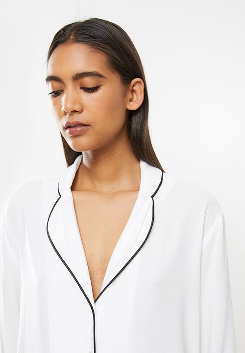Superbalist - Sleep shirt & pants set - white