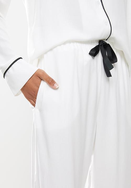 Superbalist - Sleep shirt & pants set - white