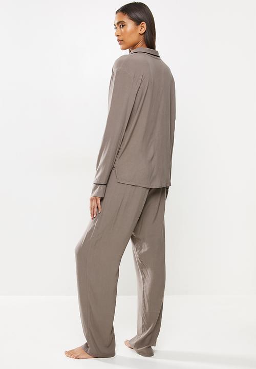 Superbalist - Sleep shirt & pants set - mocha