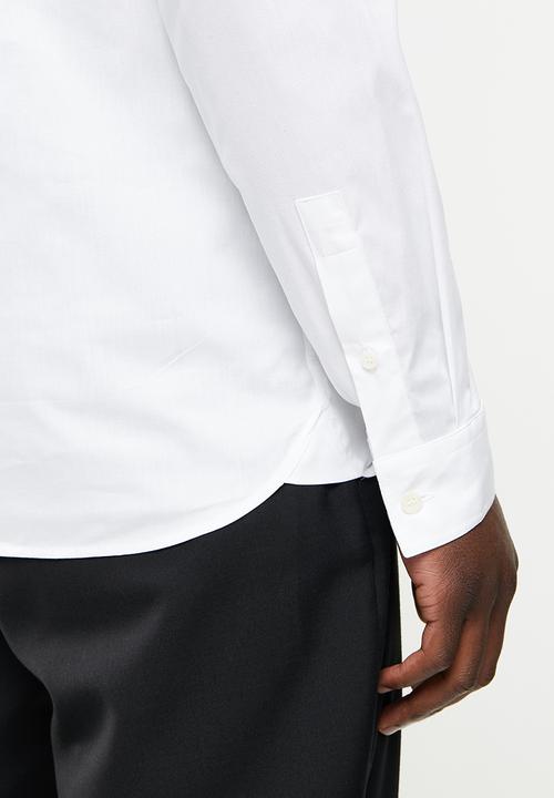 Lyle & Scott - Long sleeve slim fit poplin shirt - white
