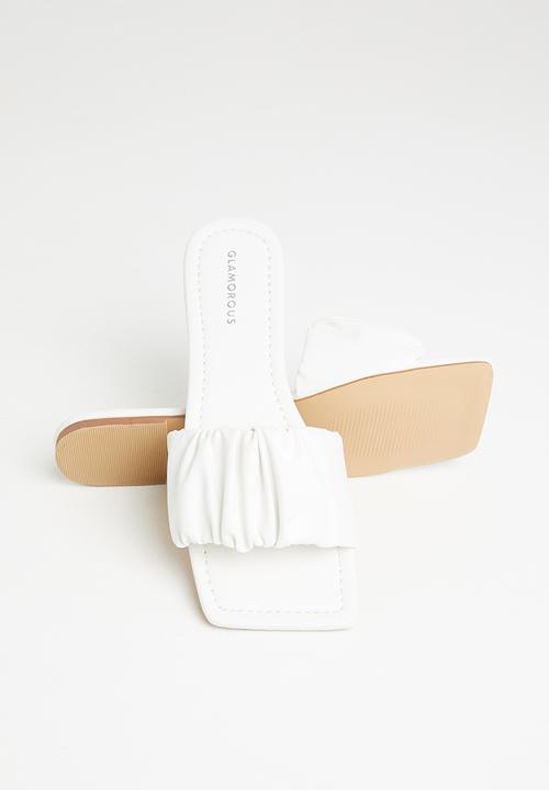 Glamorous - Ruched slide - white