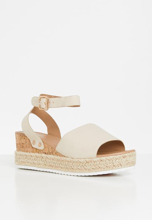 Glamorous - Wide fit flatform espadrille sandal - beige nubuck pu