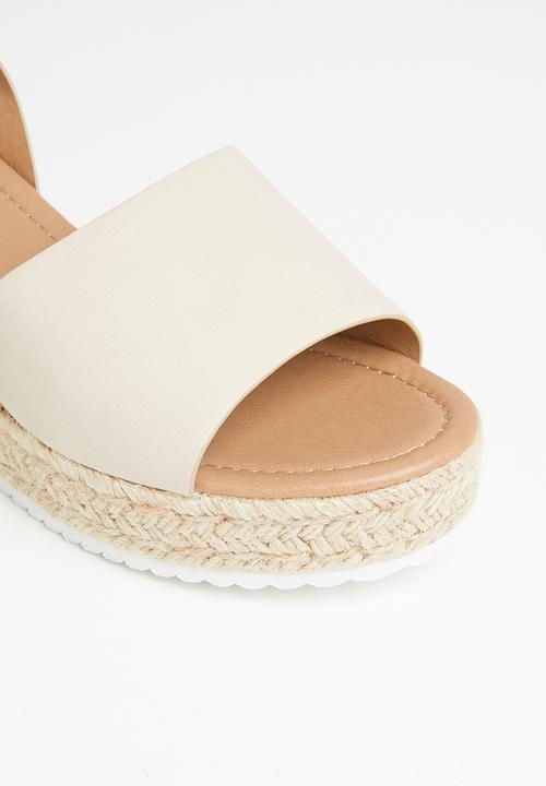 Glamorous - Wide fit flatform espadrille sandal - beige nubuck pu
