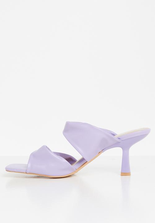 Glamorous - Wide fit twist strap mule sandal - lilac