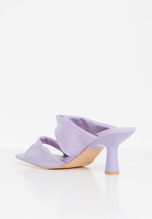 Glamorous - Wide fit twist strap mule sandal - lilac
