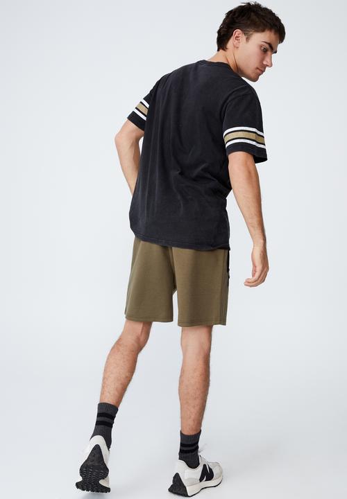 Cotton On - Active tech fleece short - military 