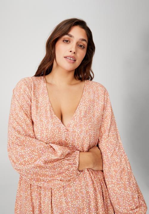 Cotton On - Curve woven linda long sleeve maxi dress - cleo ditsy stripe sugar rose