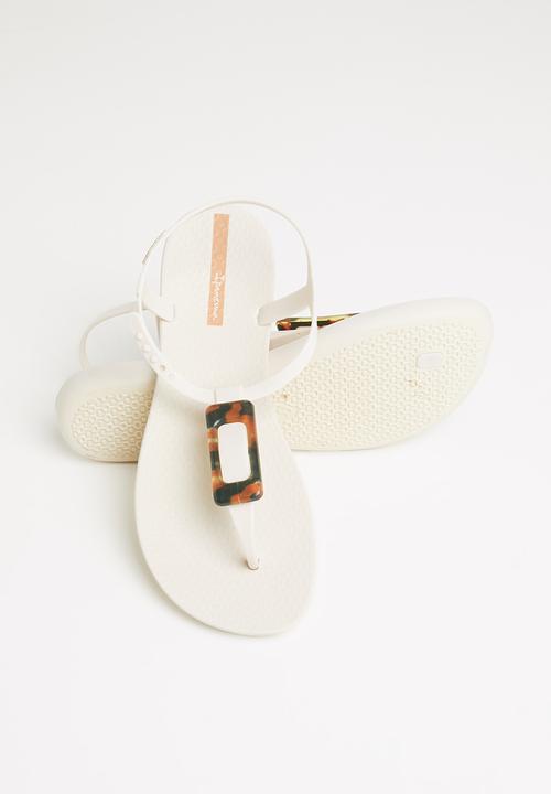 Ipanema - Classic fem - beige