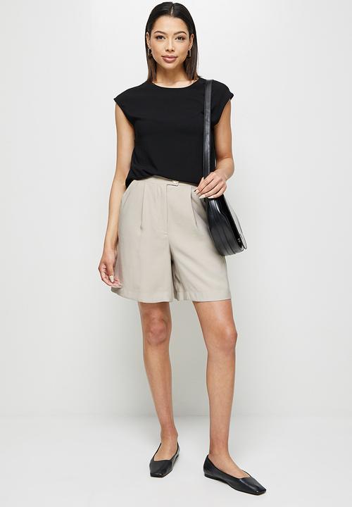 edit - Basic woven boxy shell - black