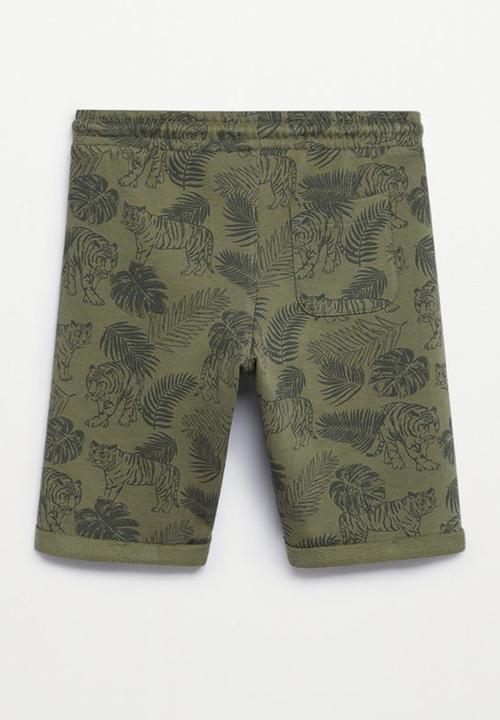 MANGO - Bermuda shorts sharp - medium green