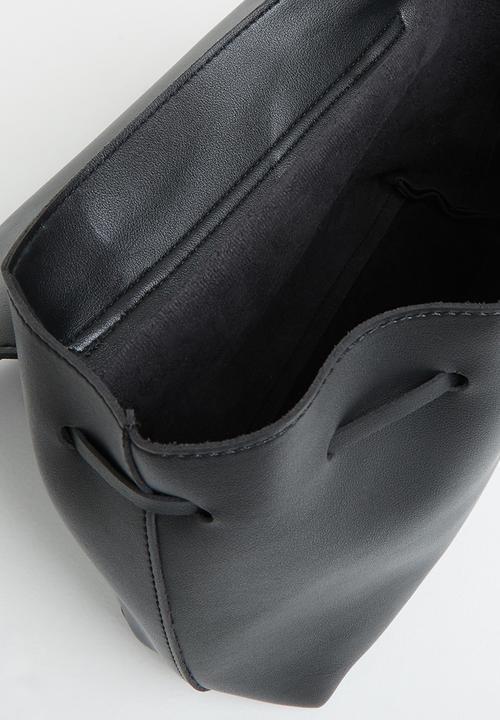 Superbalist - Alyn crossbody bag - black
