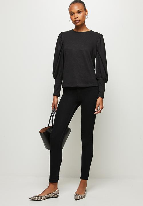 MILLA - Cut & sew bishop sleeve top - black