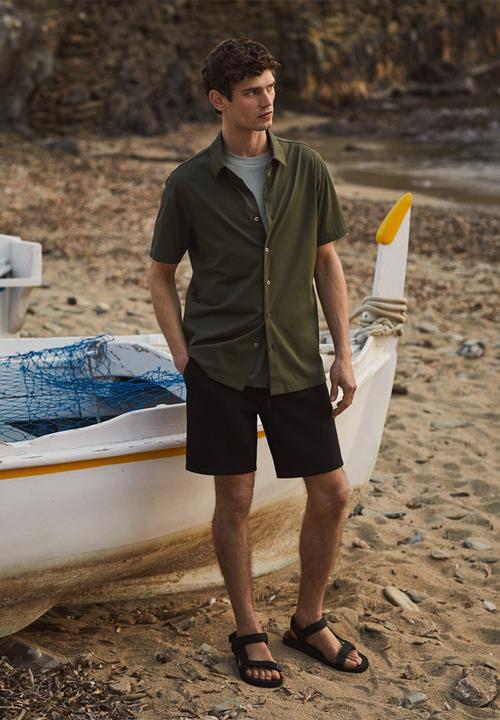 MANGO - Bermuda shorts haya - black