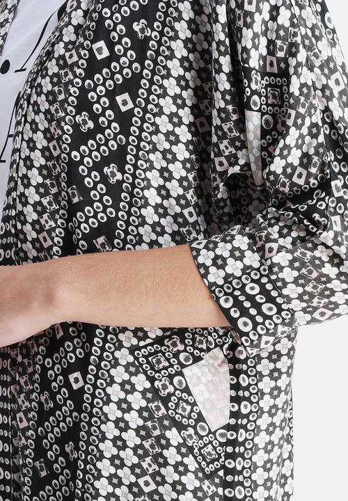 VILA - Scarf Kimono