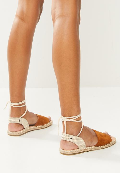 Glamorous - Ankle tie espadrille sandal - tan