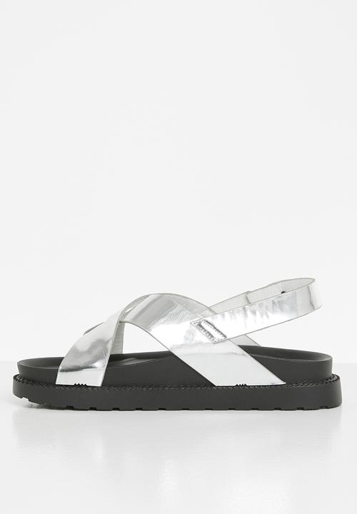 Jada - Cross strap chunky sandal - silver