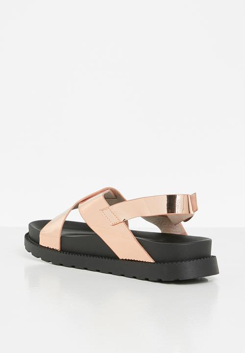 Jada - Cross strap chunky sandal - rose gold