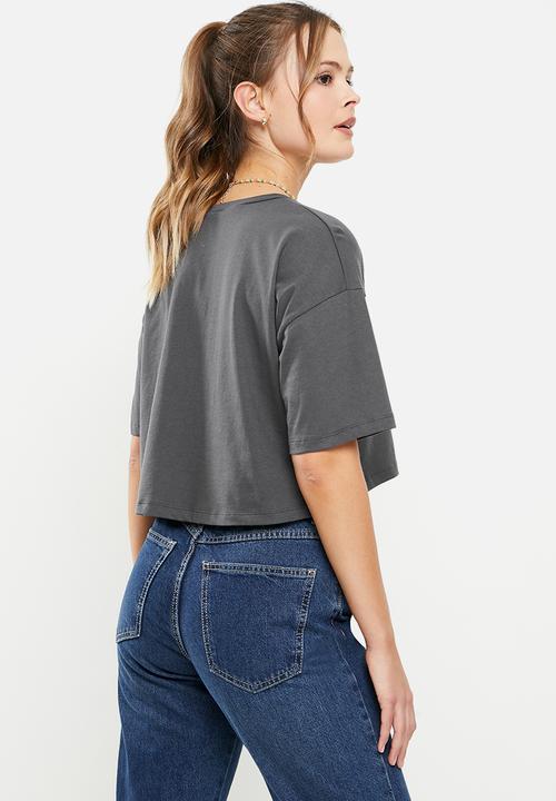 Blake - Boxy cropped tee - charcoal