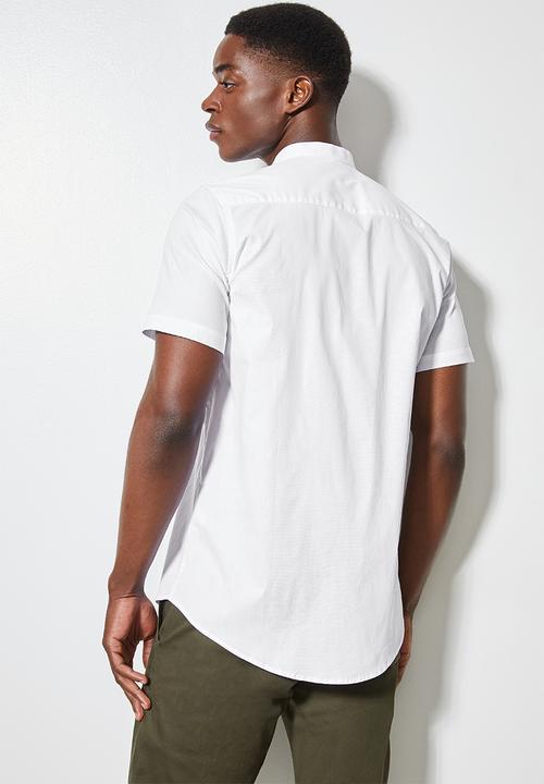Superbalist - Mandarin slim fit short sleeve shirt - white