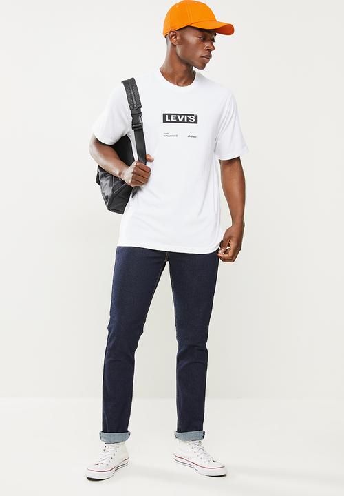 Levi’s® - Short sleeve relaxed fit tee boxtab text - white
