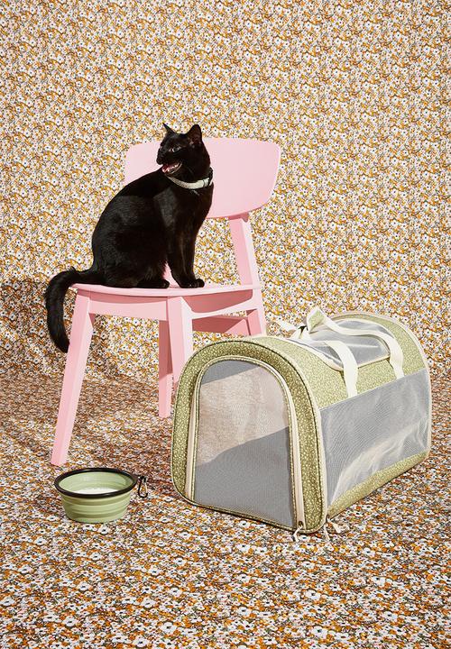 Typo - Explorer doggy duffel-gum leaf meadow ditsy