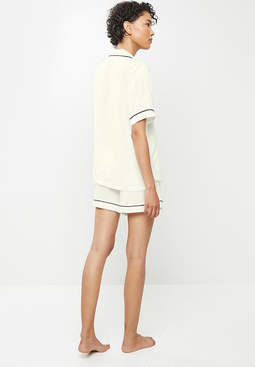 Superbalist - Sleep shirt & shorts set - ecru