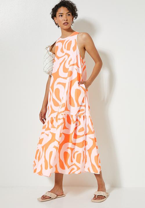 Superbalist - Pocket detail tiered dress - abstract waves