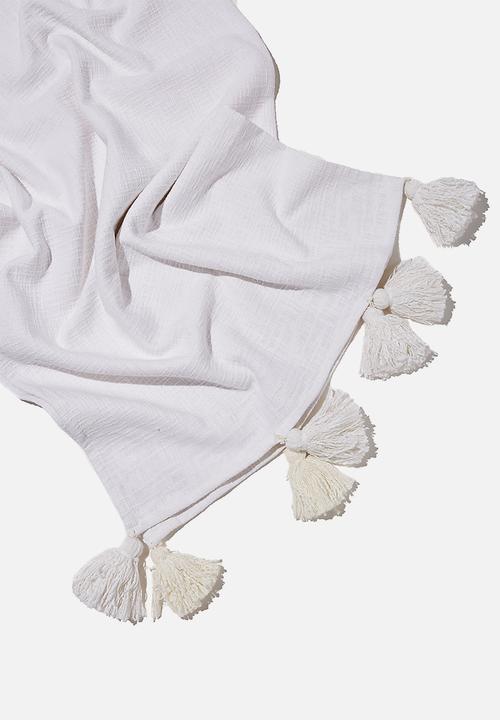Typo - Large tassel throw-white