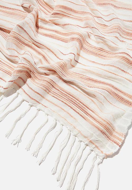Typo - Yarn dyed throw-rose cloud