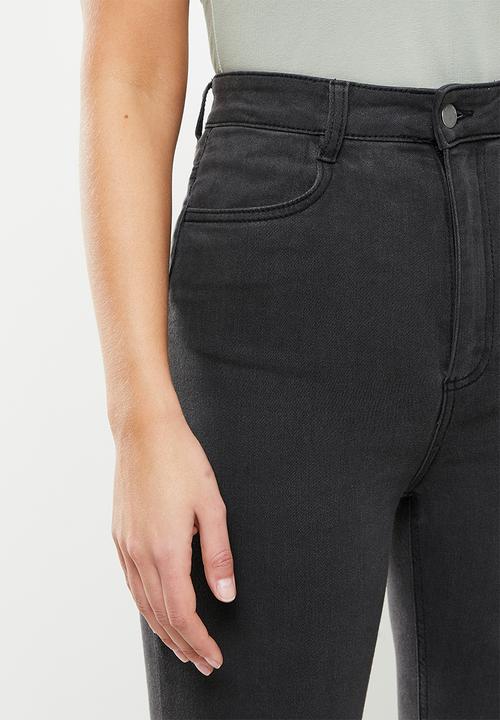 Cotton On - High rise cropped super stretch - washed black pockets