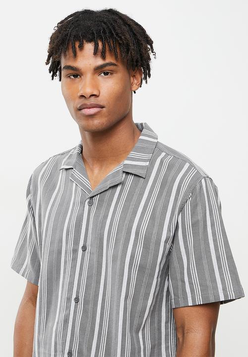 Cotton On - Textured short sleeve shirt - black